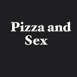 oncebittentwiceshy:Who’s in?  i’m always in for pizza and