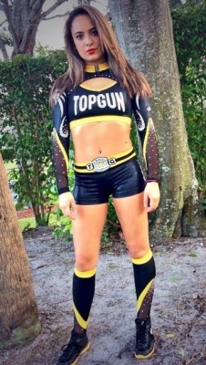 ohheylookitsamy:Top Gun Allstars Jags Large Coed 🔫🐯  👉