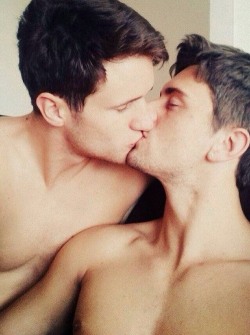 thegayboyslove:  A kiss is surely the only thing which frees