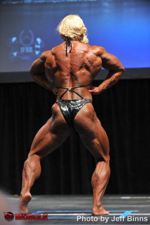 musclemuch:  *drool  Anyone else a fan of thick huge backs? 