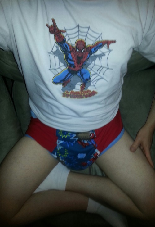 thelatentboy:  I’m Peter Parker at work, but when I get home I’m Spidey…padded ;)