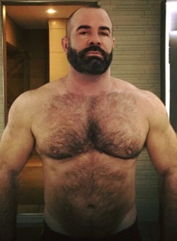 Follow my two hairy men blogs:http://sambrcln.tumblr.comhttp://hairysex.tumblr.com
