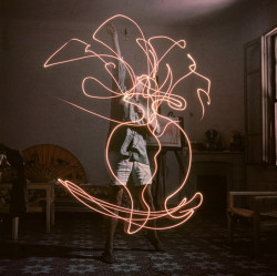 thegirlatomic:  Pablo Picasso “paints” with light, photographed