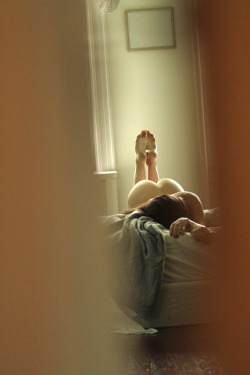 joewehner:  Mika Lovely for “The Roommates“ By Joe Wehner