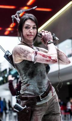 sexycosplaygirlsuk:  Cosplayer: Athora Cosplay Character: Lara