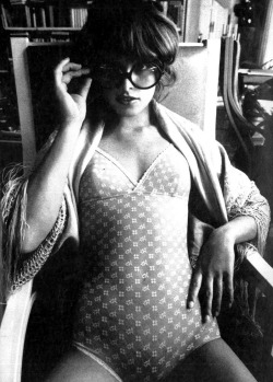 fleurexquiseducorpsadore:  Uschi Obermaier by Jeanloup Sieff