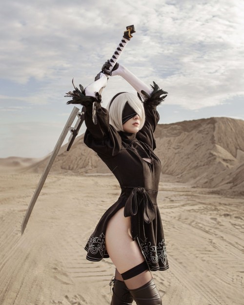 sharemycosplay:  More of #NierAutomata’s #2b #Cosplayer Instagram.com/kseniya_kanda_cosplay