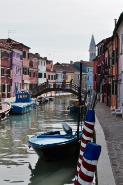 travelingcolors:  Burano, Venice | Italy (by Nacho Coca)Find