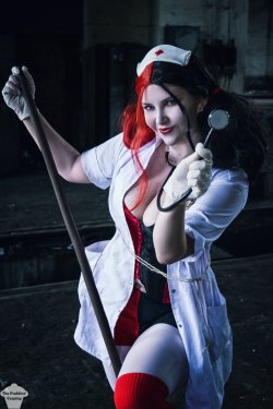 hotcosplaychicks:  Harley Quinn [New 52 Nurse] 3 by ThePuddins
