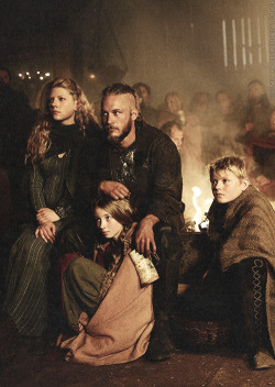 I love this show.  Ragnar and Lagertha are now the face of Vikings