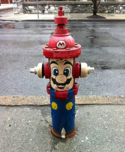 bluepantsdesign:  Super Mario fire hydrant 