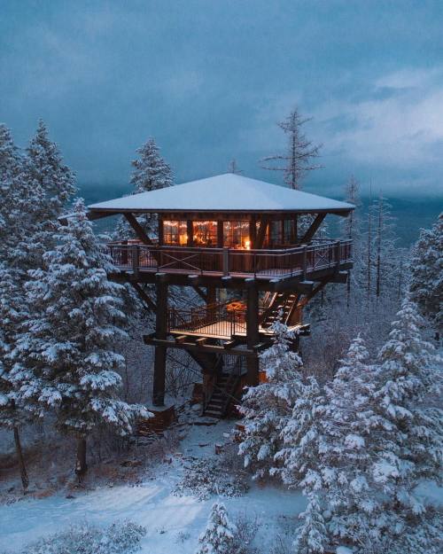 cabinporn:A private lookout tower near Whitefish, Montana.Photos