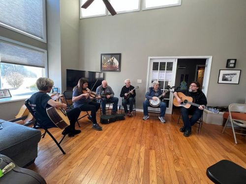 <p>Scenes from Sunday…</p>

<p>#nashvillebeginnerjamcamp #nashvilleacousticcamps #fullyvaccinatedcamp #extendedcampdeesjam #bluegrass #oldtime #mickeymousepancakes  (at Fiddlestar Camps)<br/>
<a href="https://www.instagram.com/p/CZbEcy4sKru/?utm_medium=tumblr">https://www.instagram.com/p/CZbEcy4sKru/?utm_medium=tumblr</a></p>