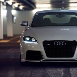 carlover3:  #audi #ttrs #stance #stancenation #low #like #love