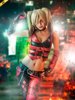 hotcosplaychicks: Quinn by OscuroLupoCosplay   Your Donations