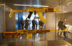 exitinsistexist:  Saddam Hussein’s golden rifles 