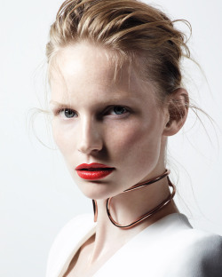 wmagazine:  Find Beauty Inspiration for the New Year on the W