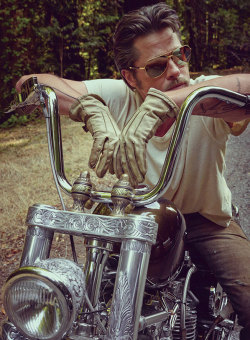 beautiful indian larry bike, look at that meat grinder look at