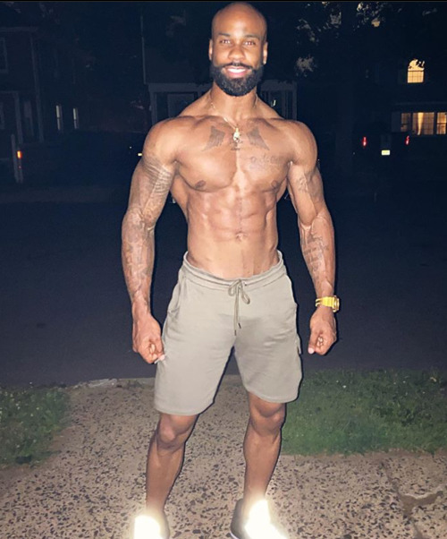 duvalfreakdude:  charlibal:  Shine BRIGHT like a diamond   