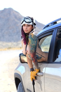 itsnebulabee:  Tank Girl cosplay set, soon for @suicidegirls