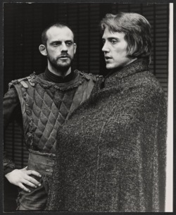 poppyflo2:Christopher Lloyd (Banquo) and Christopher Walken (Macbeth)