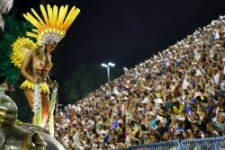 zen-naturism:  Rio Carnival 2016 source: http://www.ceskatelevize.cz/ct24/svet/1688725-samba-karneval-vrcholi-viru-zika-navzdory 