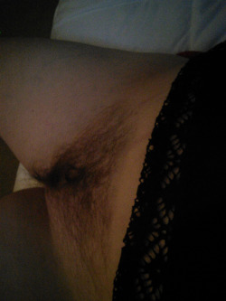hairypussyselfie:Thanks for your submission of your hairy pussy