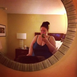 mariabbw:  hotel selfie.