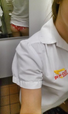 naughty-at-work-babes:  In n out babe enjoying a much needed