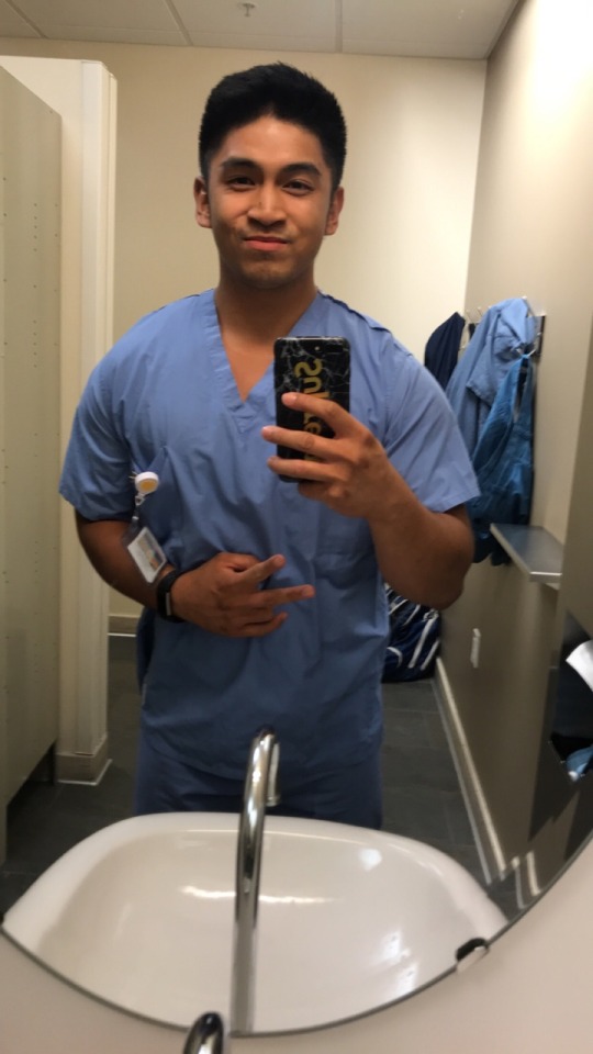 Donned on the new scrubs today so you know I had to take a before