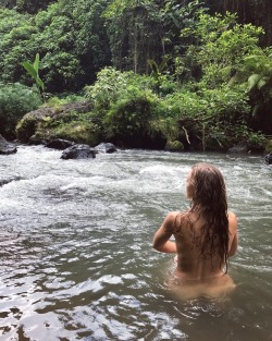 naturalswimmingspirit:  wanjasrFresh morning in Ubud 🌴 #bali