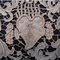 house-of-neptune: 17th century needle lace.