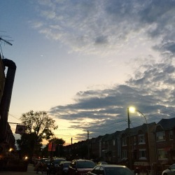 ecleir:  things look funny at dusk