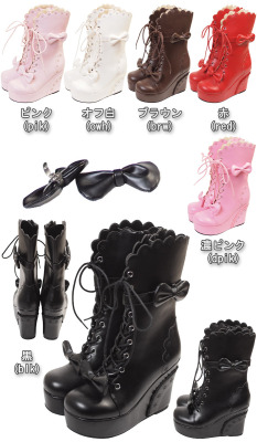 kitkatswishlist:  lolita boots is ๓ บ shipping is ๝ so