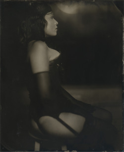 lacunha:  Jessica and the moon. Tintype 