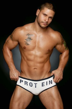 mrmhotguys:  Eddie S by Sean Gomes