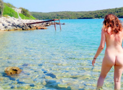 blindcreek-beach-florida:For us nudists / naturists, getting
