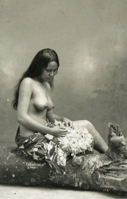 From Tahitian Beauties, by Lucien Gauthier. Find more beautiful Tahitians and Polynesians on Native Nudity.