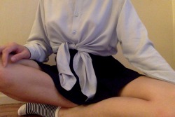 nymphsleeping:  i am your boyfriend who likes wearing skirts