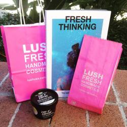 butistillstay:  #lushcosmetics #cupocoffeefaceandbodymask #newshampoobar