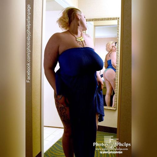 Dee Dee Lee @the_deedee_lee  it coming and and going. Using the mirror to make sure she’s the center of attention  #fcup #allnatural  #ink #tattooed #thick #photooftheday #photosbyphelps #bbw #plus #volup2isdiversity #erotic #fetish #thighs  Photos