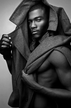 modelbegood:  Remi Alade Chester  http://modelbegood.tumblr.com