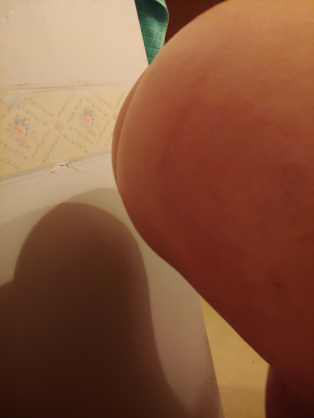 Wife’s ass bent over.