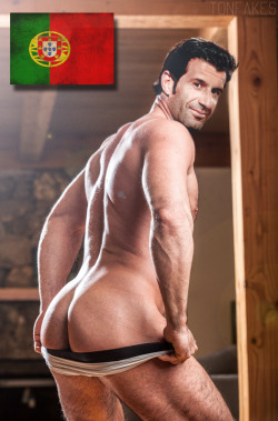 Luis Figo