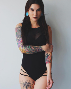 tattoobodies:    tattoo blog [lets be friends: instagram]  
