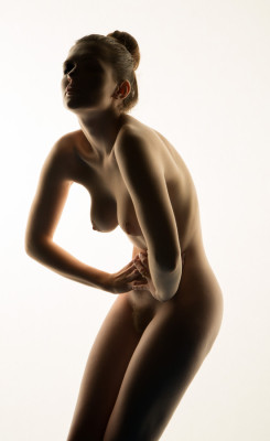 erotismus:  Lizzie Nude by david500pp. http://bit.ly/1ghU5uq