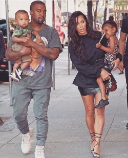 Fuckin family goals to the max