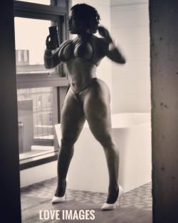 jloveimages:#nudeartphotography #blackmodels #blackmodel #fitnessmodel