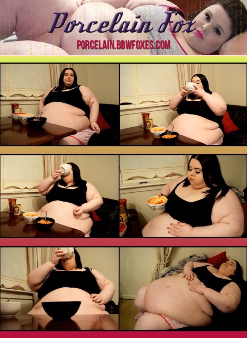 porcelainbbw:  My fat body seems to be taking up more space than ever, I fill up my stair way nearly wall to wall. Maybe one day I’ll be wedged!   The video this week is inspired by the movie Se7en. I partake in the Gluttony: spaghetti hoop challenge…