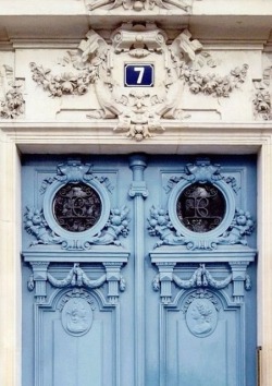 audreylovesparis:  Paris doors